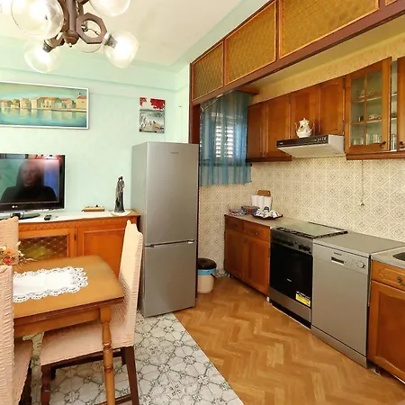 Grand Lenkic Apartment