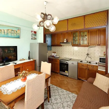 Grand Lenkic Apartment